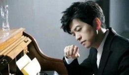 李建爆料谢霆锋视频,真相背后引人深思